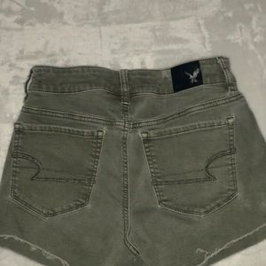 American Eagle green high waisted shorts